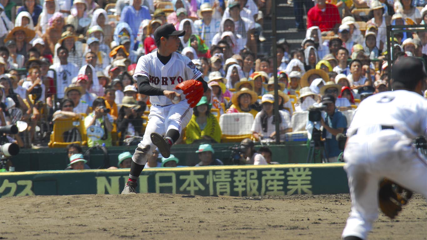 夏の甲子園　野村祐輔投手