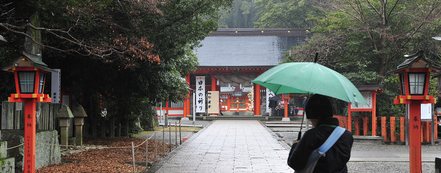 神倉神社ゴトビキ岩