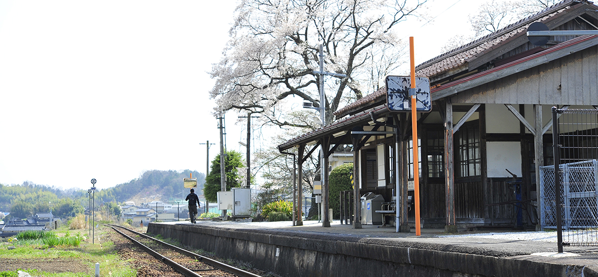 寅さんの三作滝尾駅