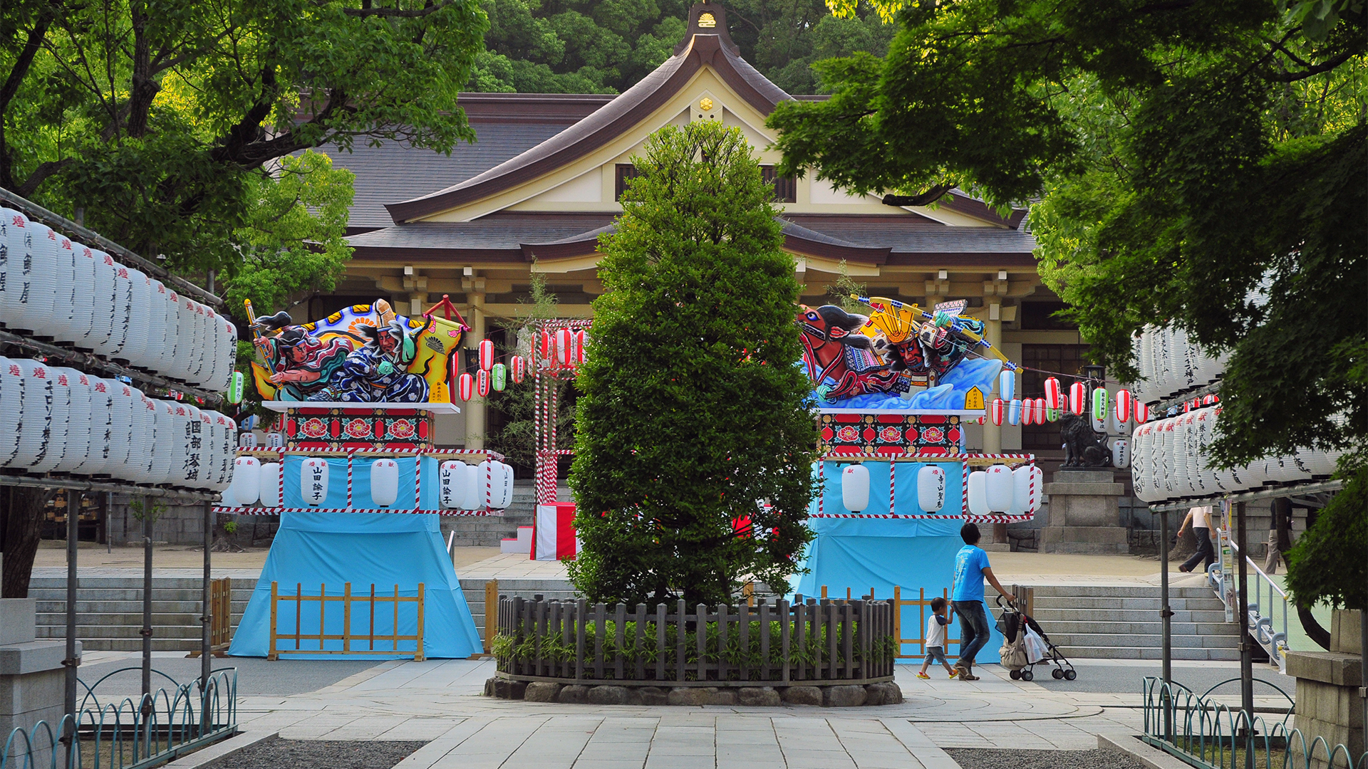 湊川神社