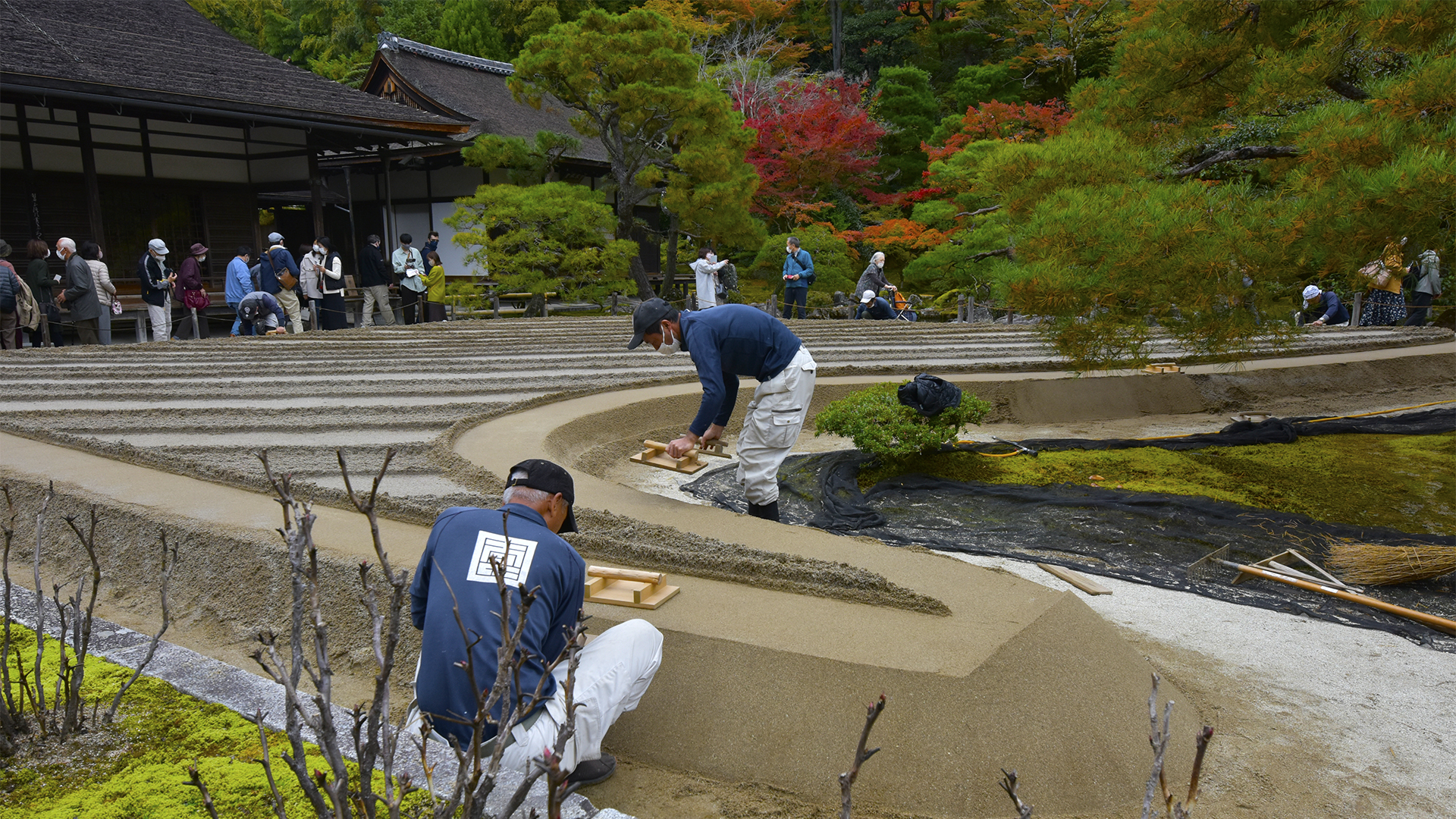 京都の紅葉といえば禅寺・東山慈照寺銀閣