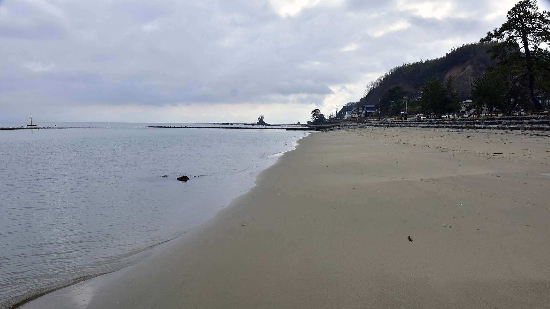 名前がステキな雨晴海岸＠富山湾