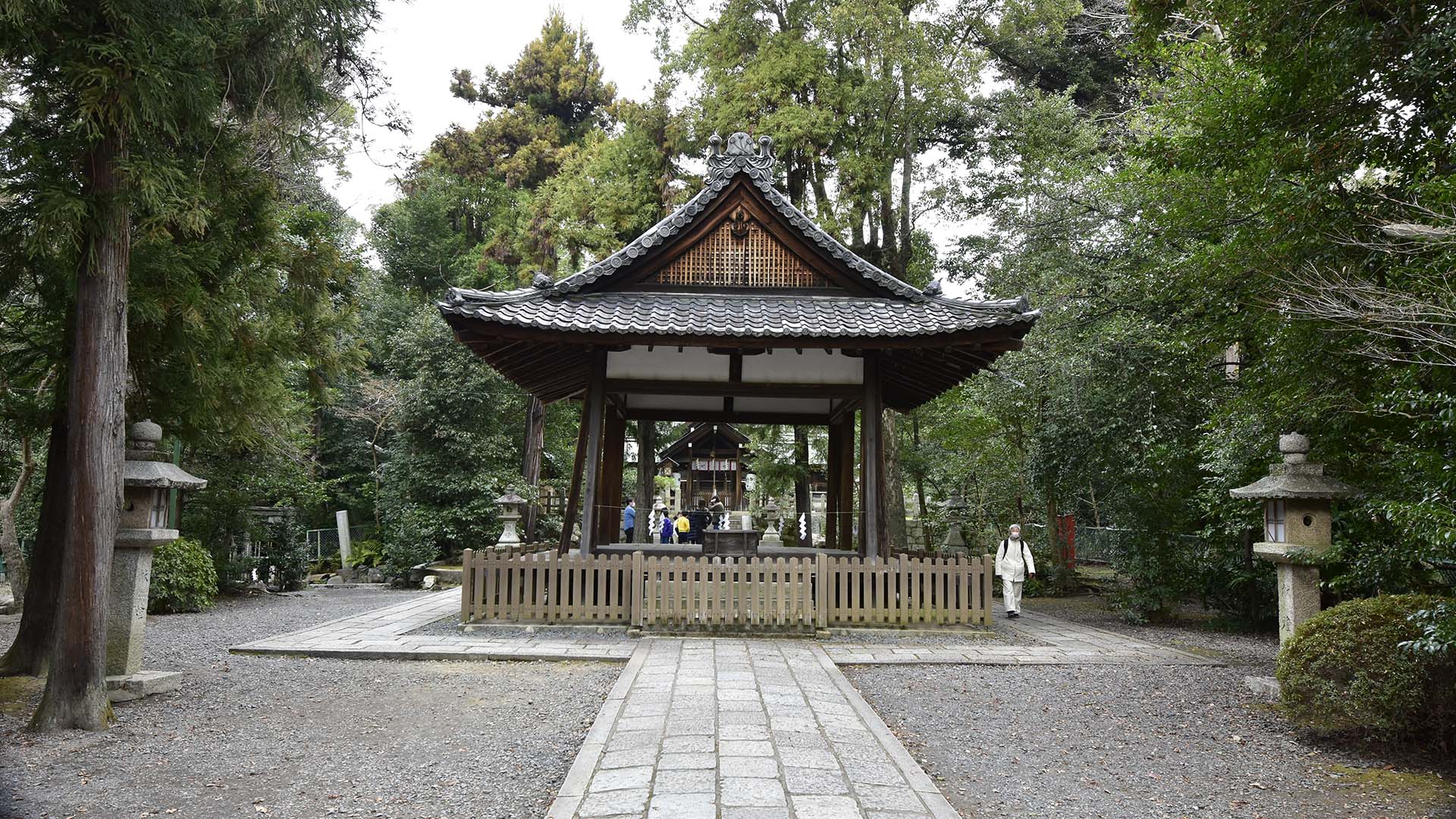 三柱鳥居の謎